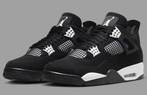 Jordan Air Jordan 4 Retro White Thunder Chunky Sneakers Black and White