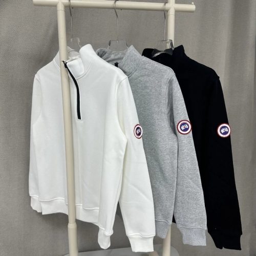 Canada Goose HyBridge Quarter-Zip Pullover Sweatshirt Multicolor