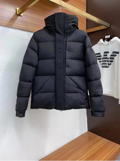 Moncler Puffer Jacket Warm Down Jacket Black