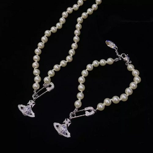 Vivienne Westwood VW Mini Bas Relief Pearl Safety Pin Necklace and Bracelet Set White