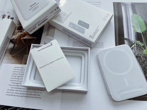 Apple MagSafe Battery Pack Wireless Charger White