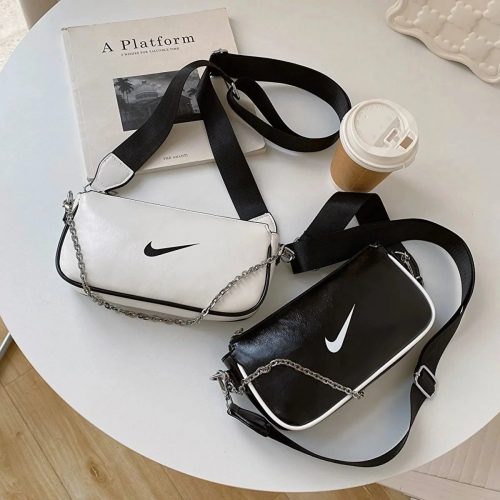 Nike Crossbody Bag Sporty Shoulder Bag Black and White