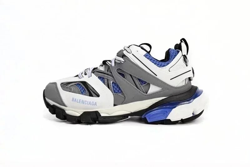 3 3