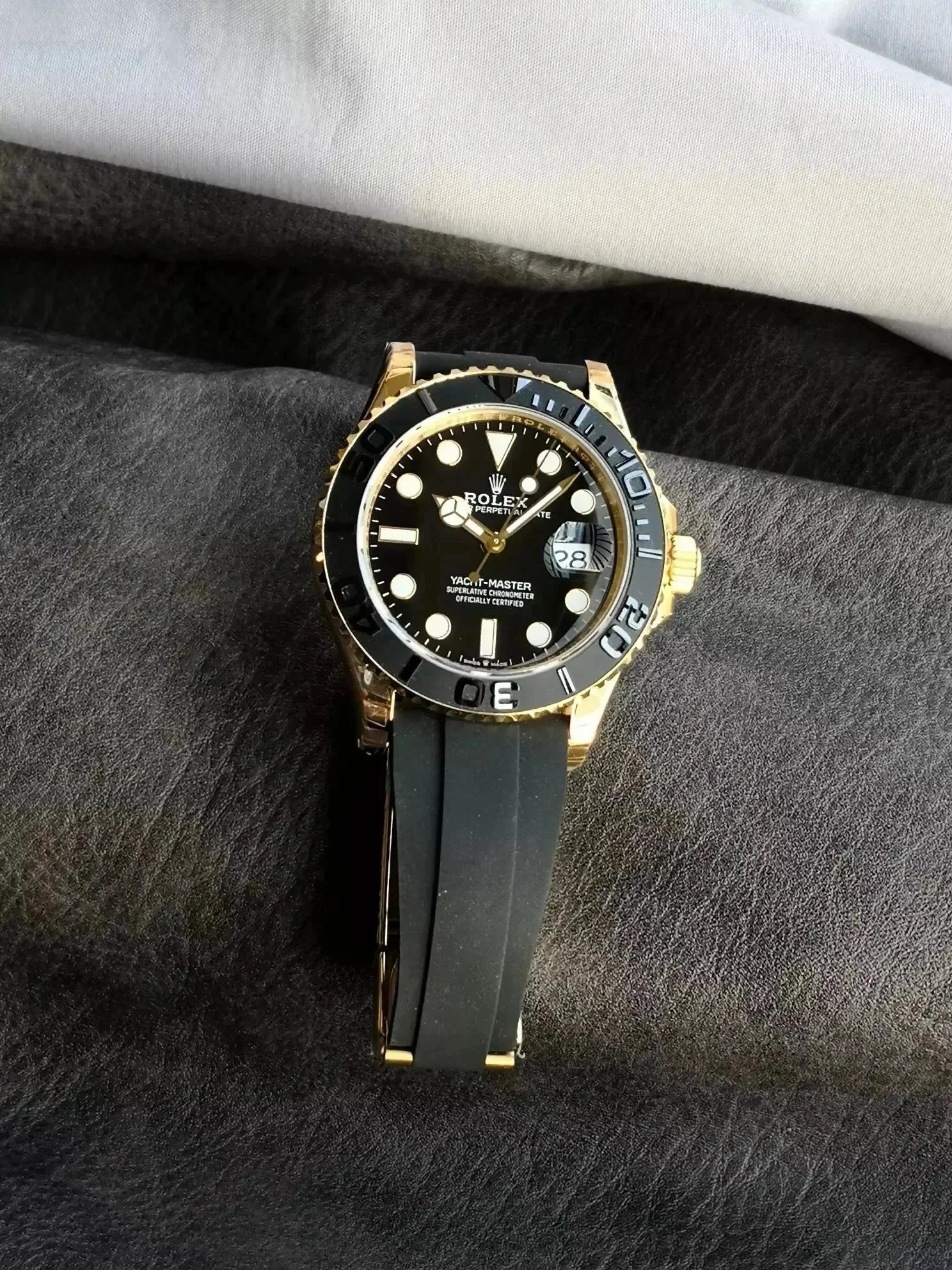 25 25
