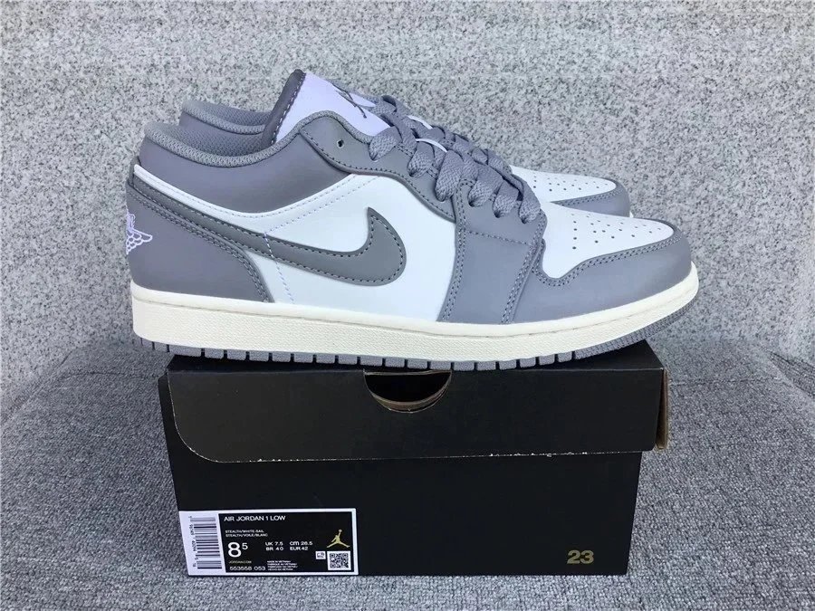 9 9