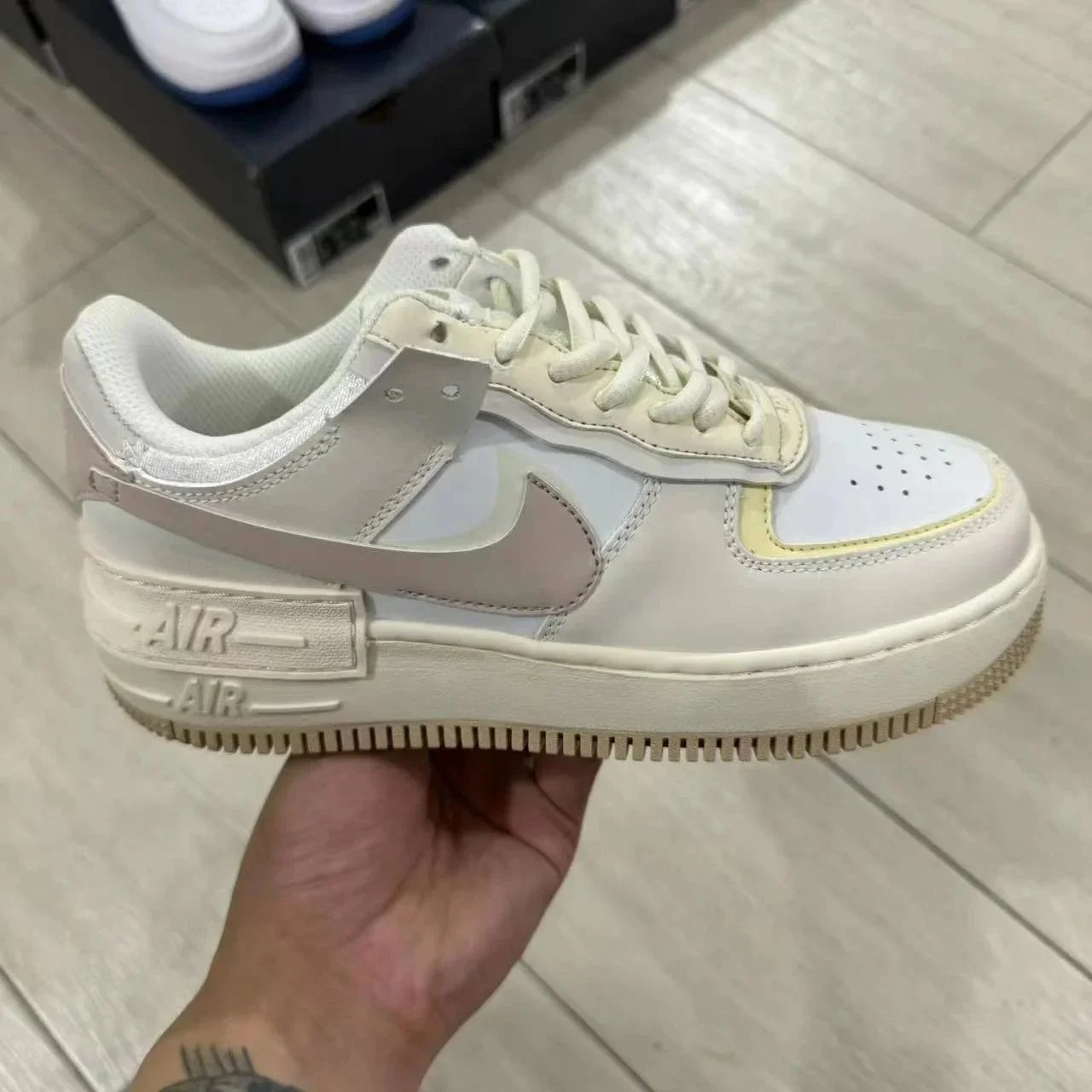 白粉1 白粉1