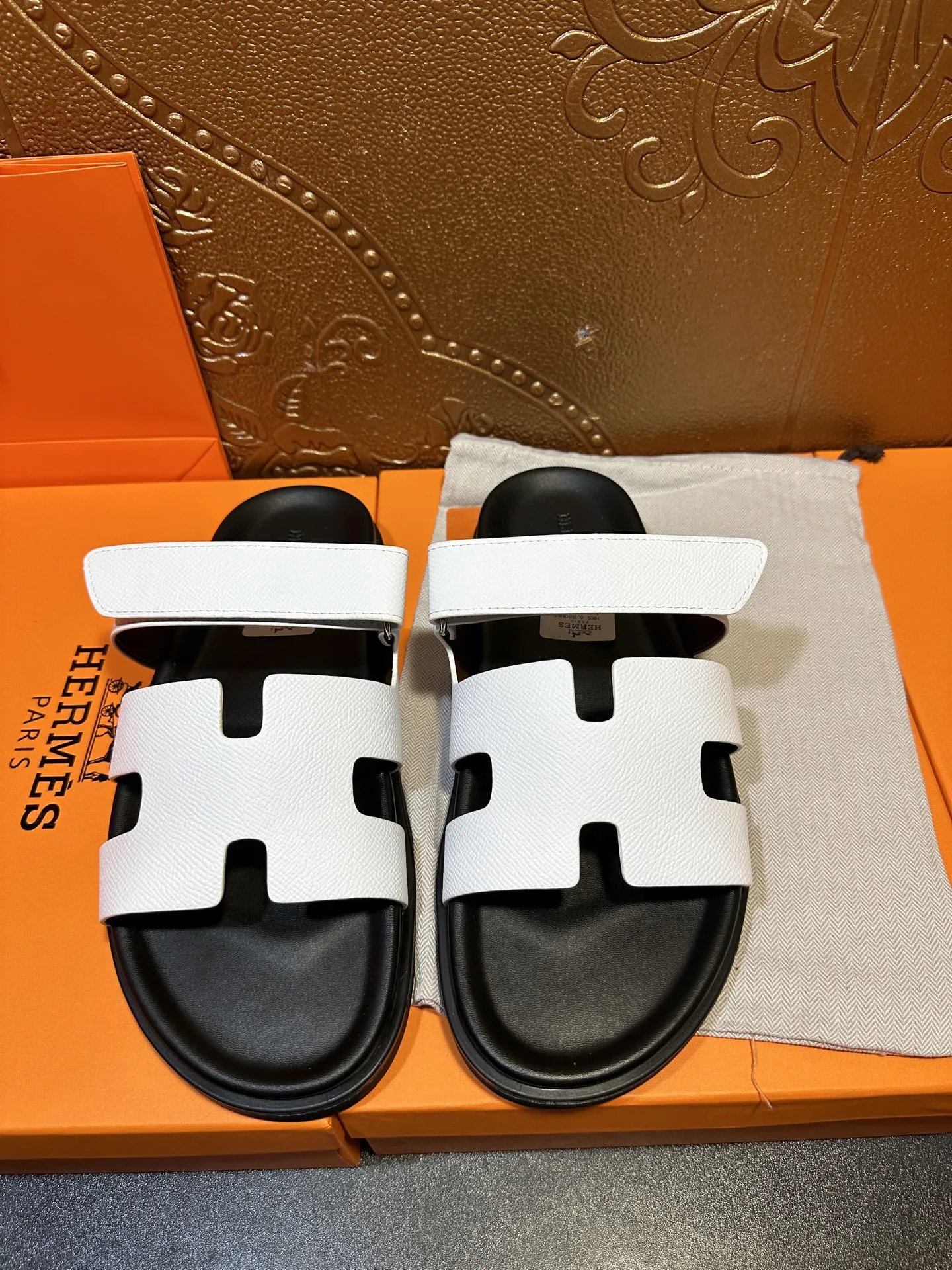 18 18