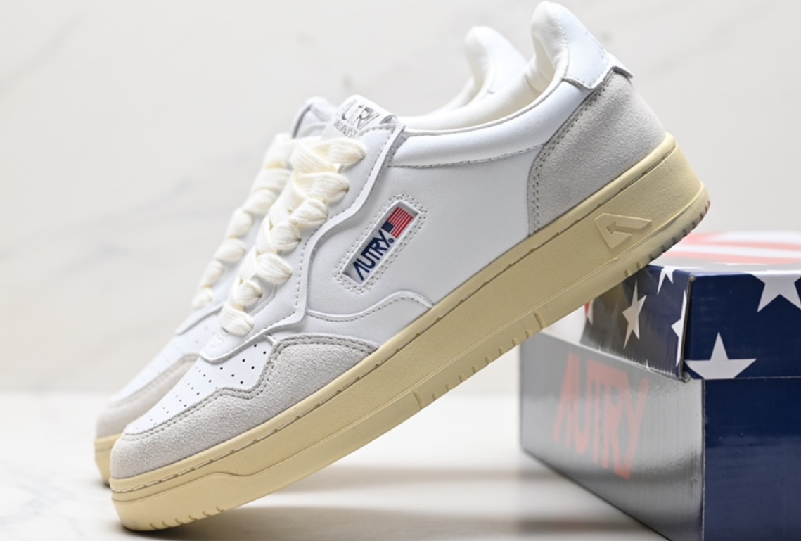 7 7