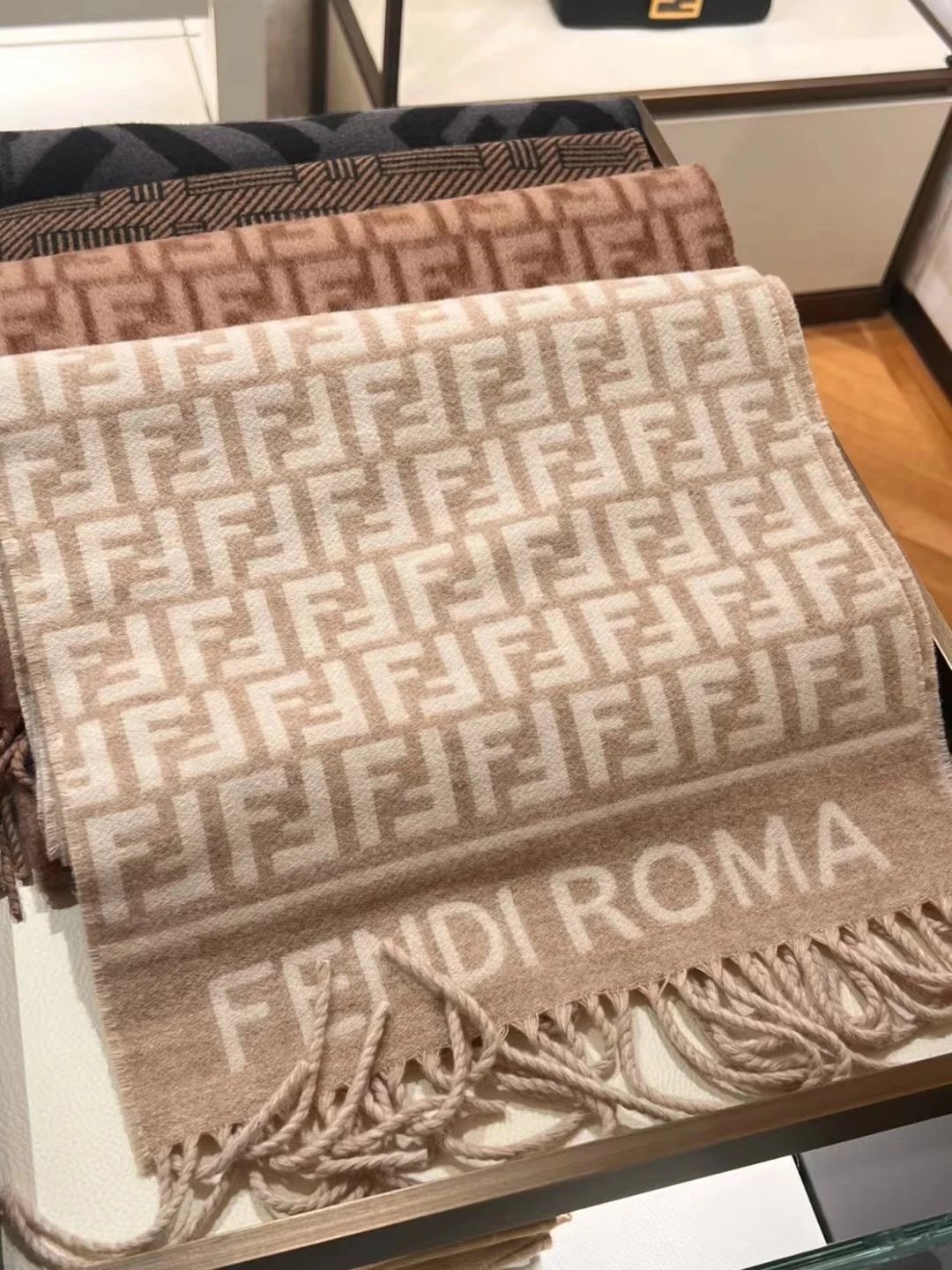 6 6