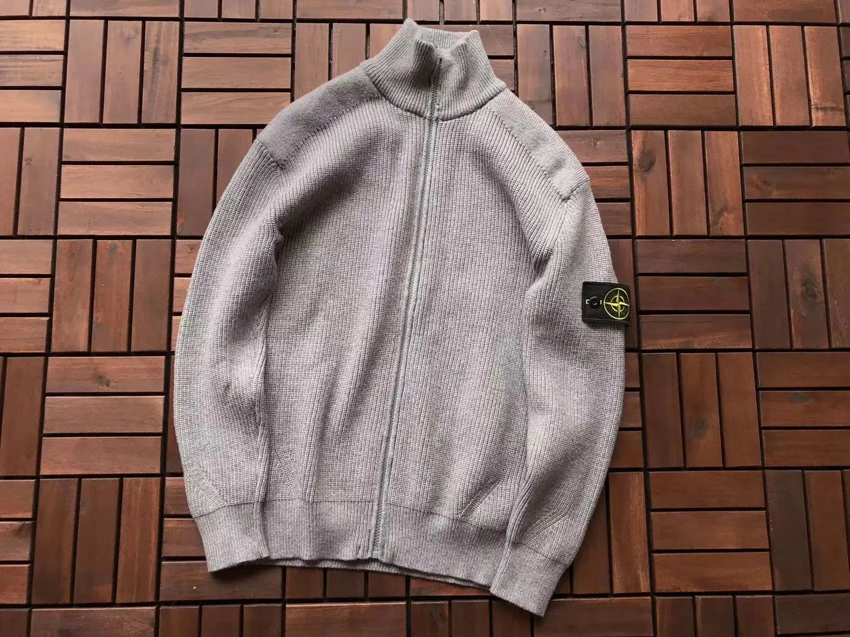 16 16