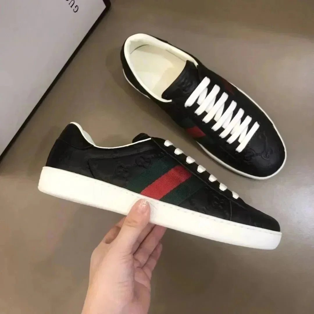028 028