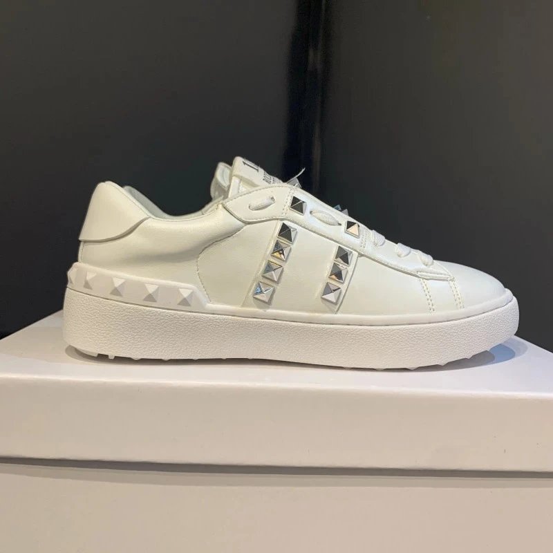 白色 银钉 白色 银钉