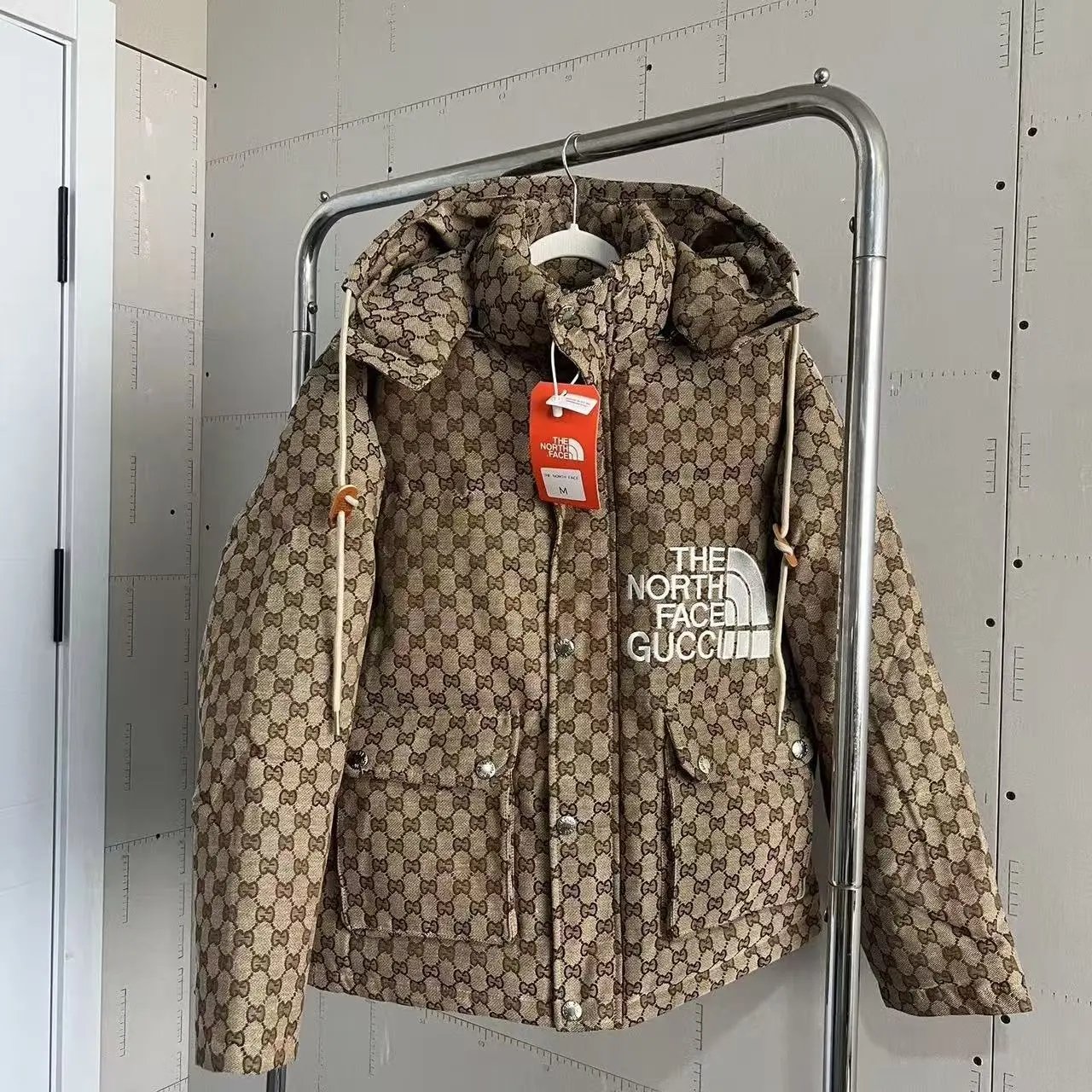 Gucci03-卡其色(棉服) Gucci03-卡其色(棉服)