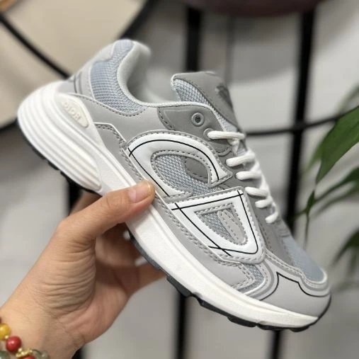 9 9
