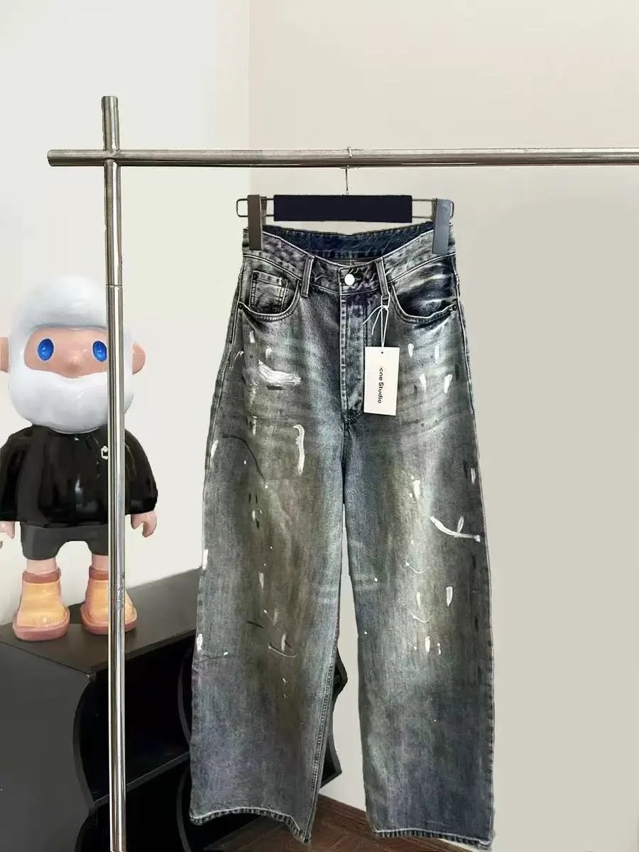 35 35