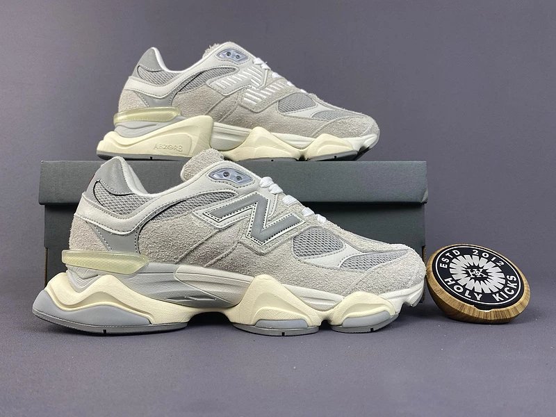 6 6