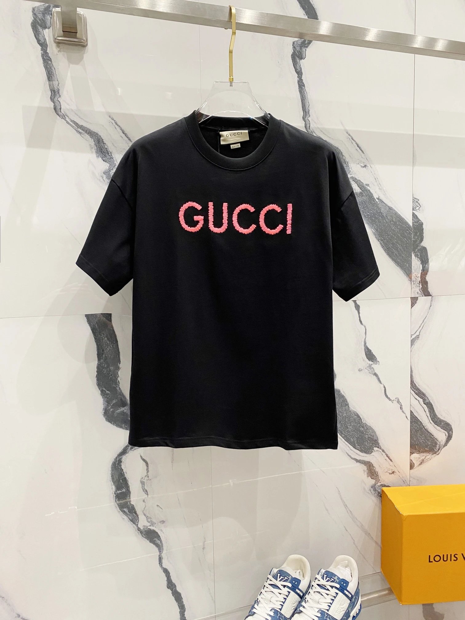 47 47