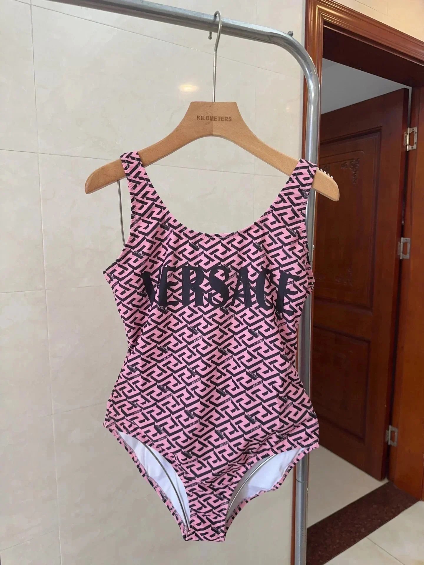030343030 030343030