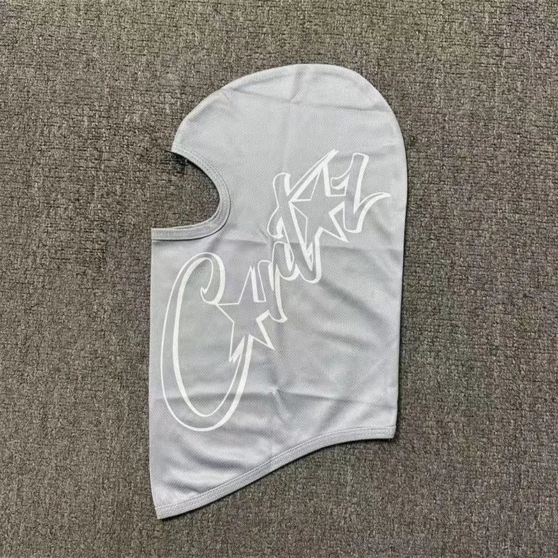 3 3