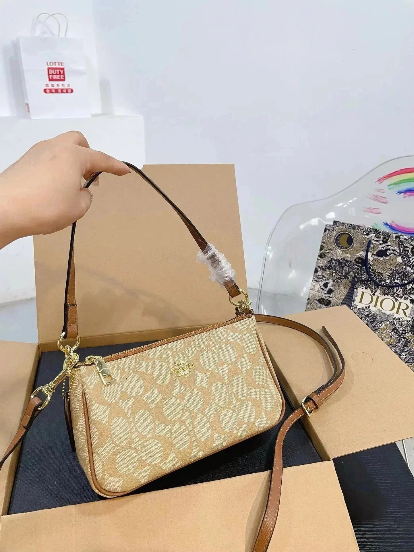 22 22