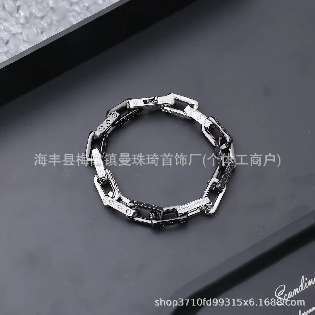 LVSL017 LVSL017