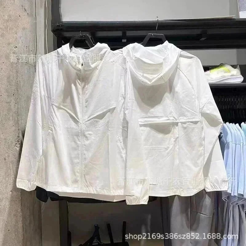 白色 白色