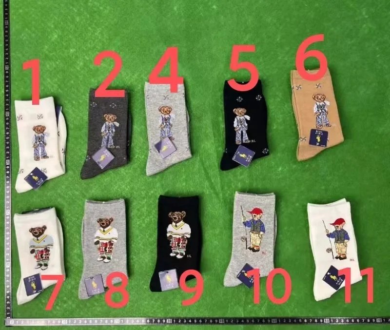 A pair of socks Note number A pair of socks Note number