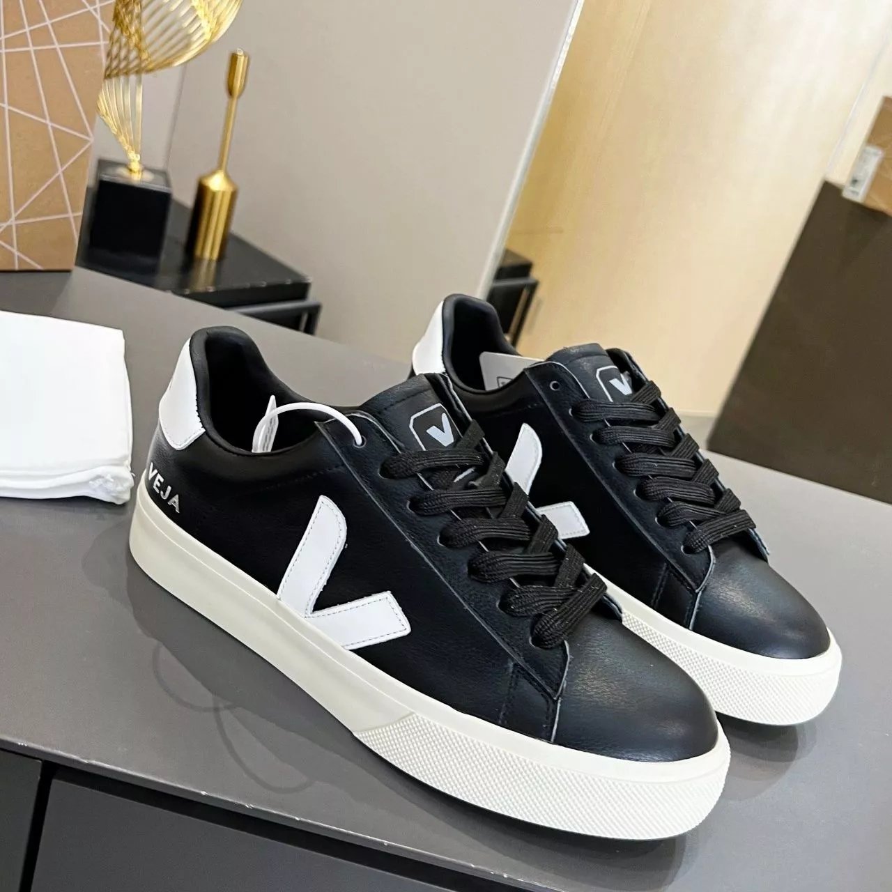 02 02
