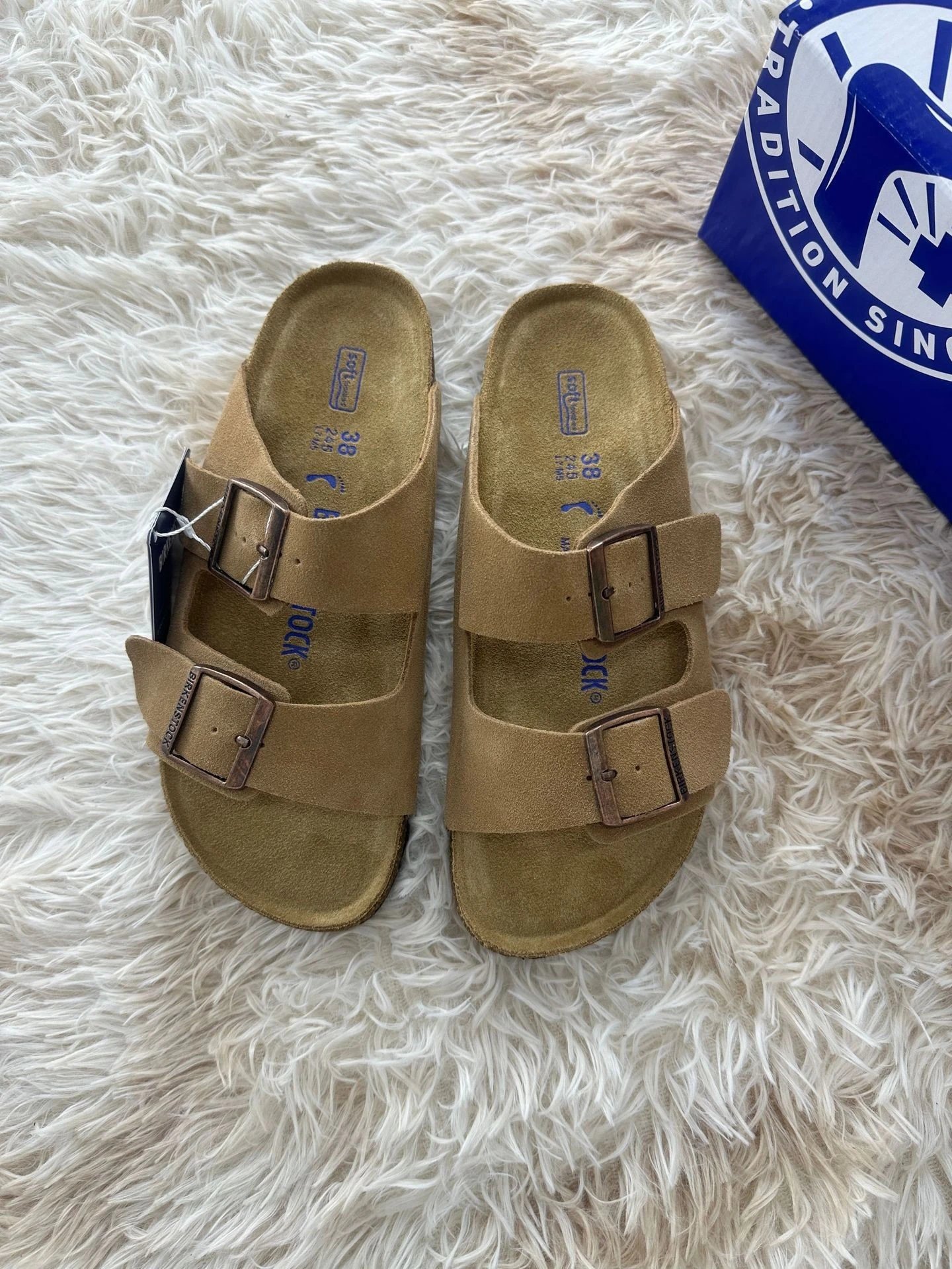 栗色绒面 栗色绒面