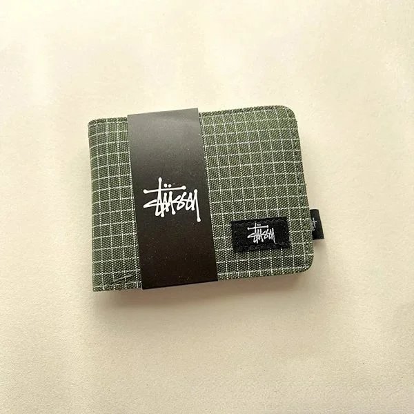 Westwood short wallet, plaid, green, no box Westwood short wallet, plaid, green, no box
