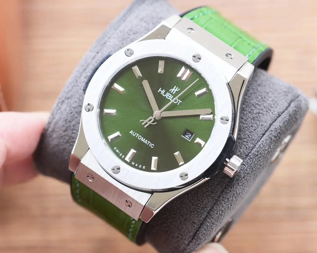 8 8
