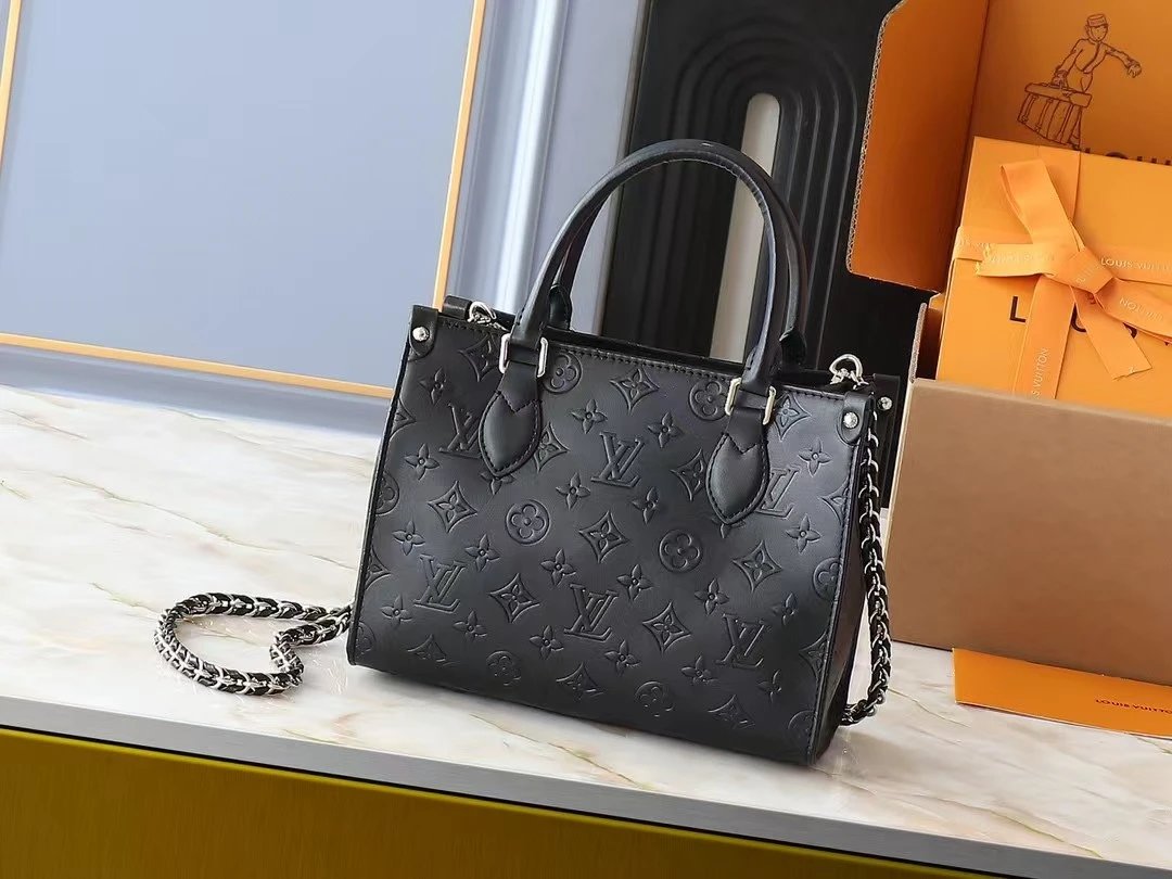 9 9