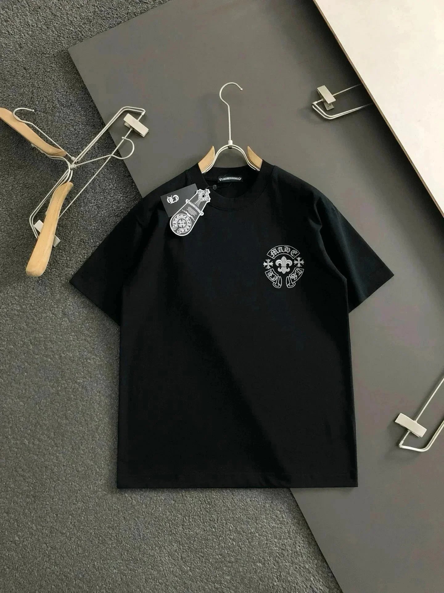 01 01