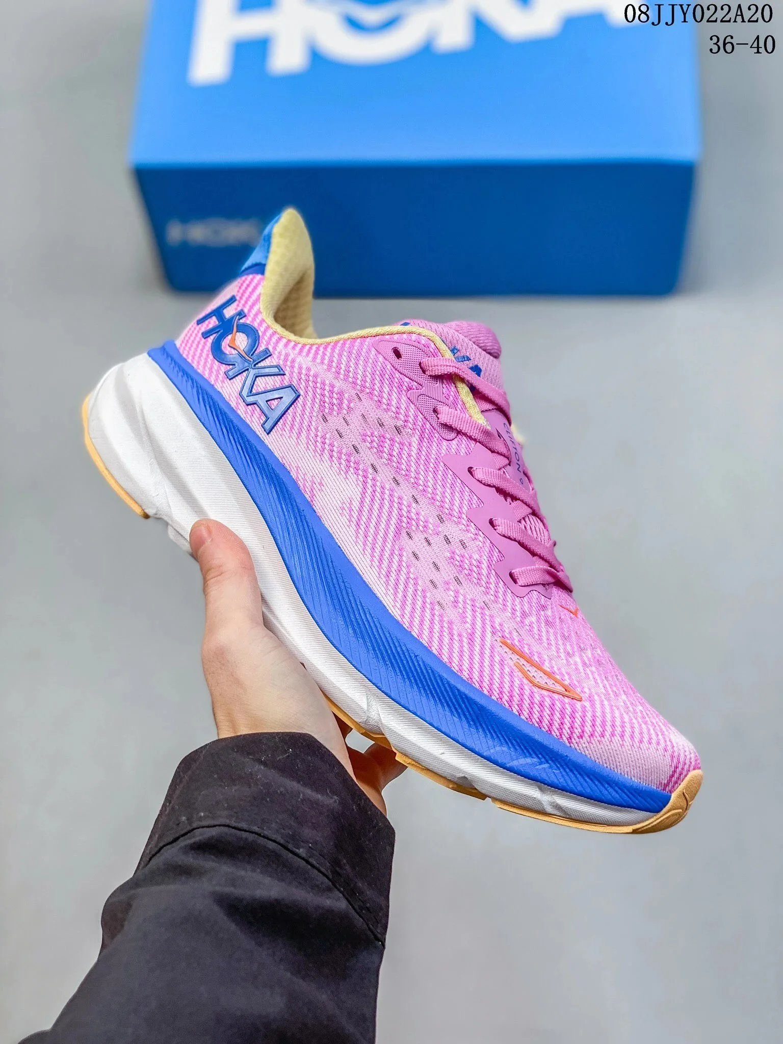 8 8
