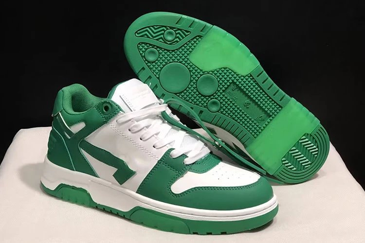 3 3