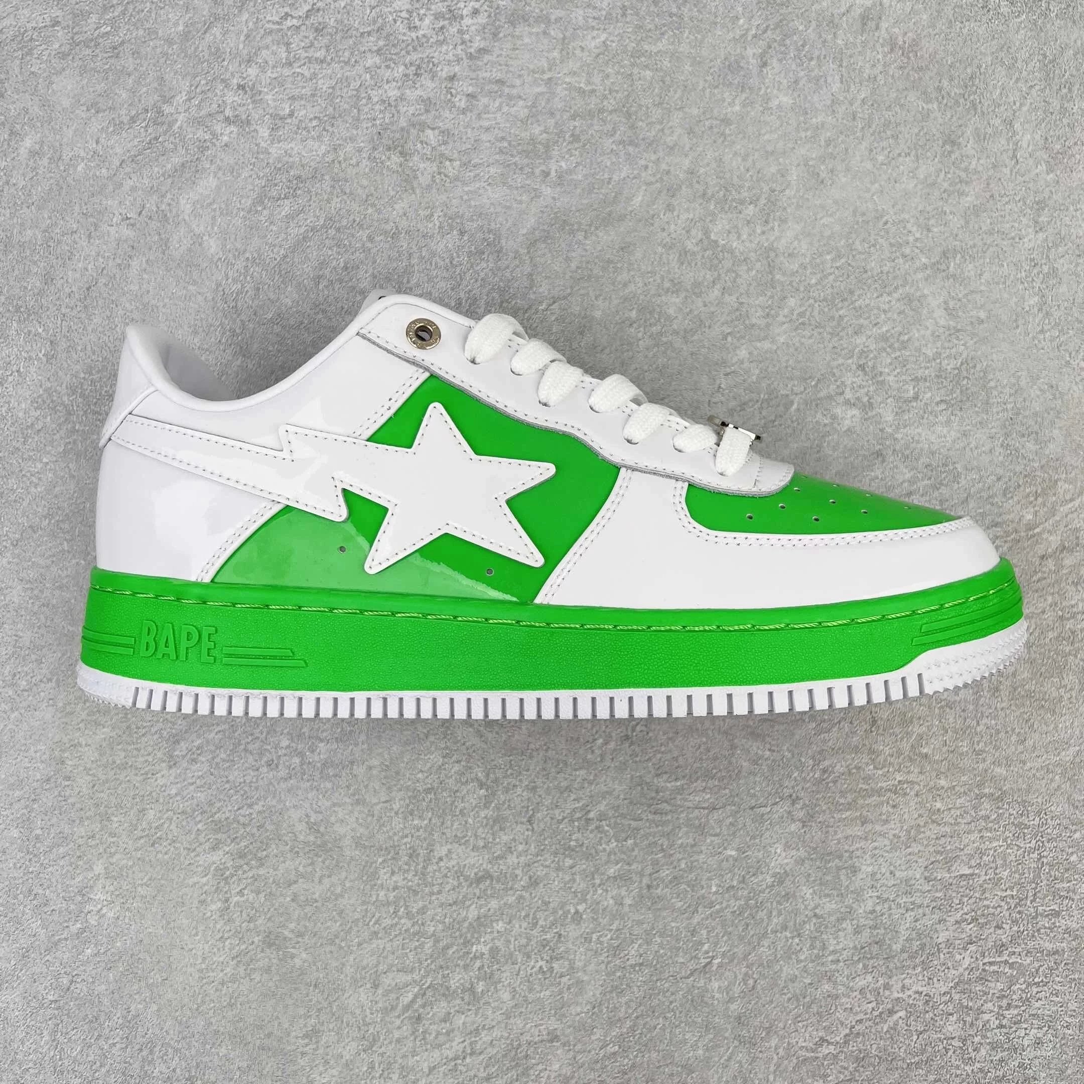 Green White Green White