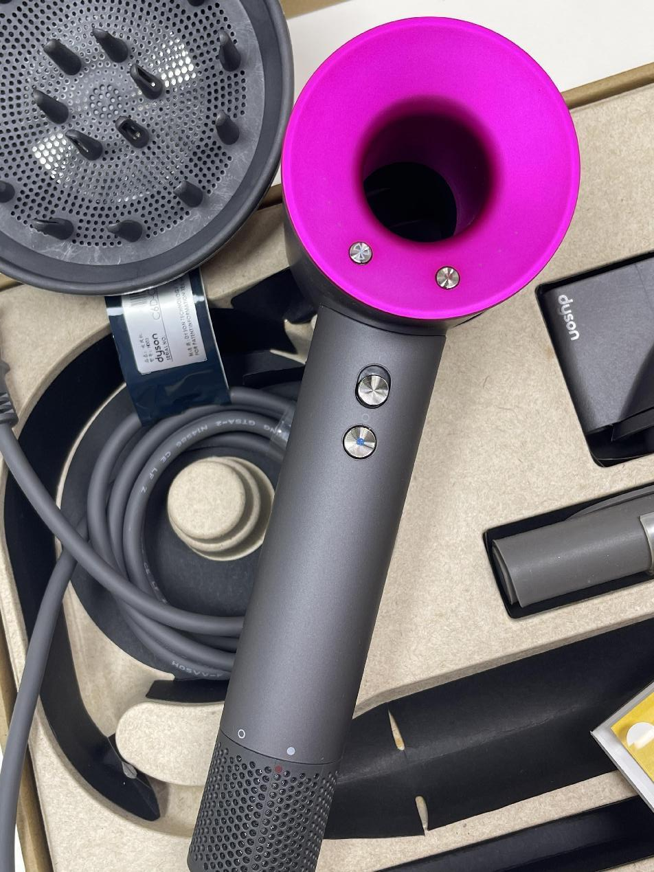玫红rose red 玫红rose red
