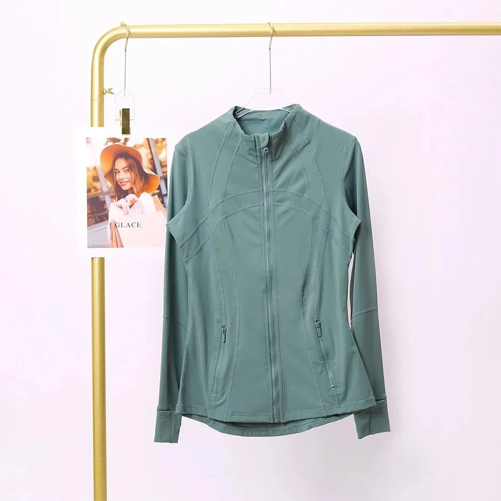 神秘绿夹克 神秘绿夹克