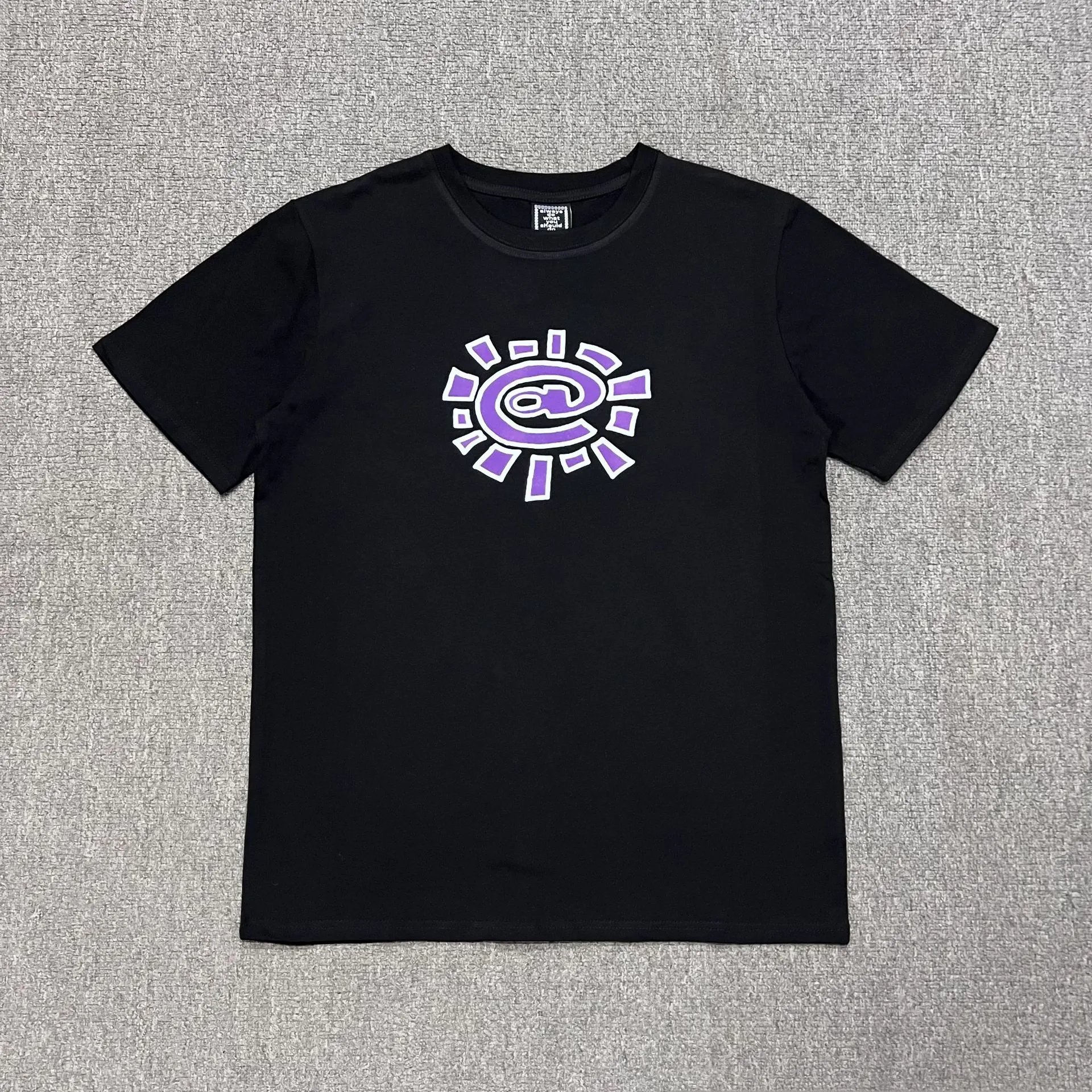 AD04黑印紫色白边 AD04黑印紫色白边