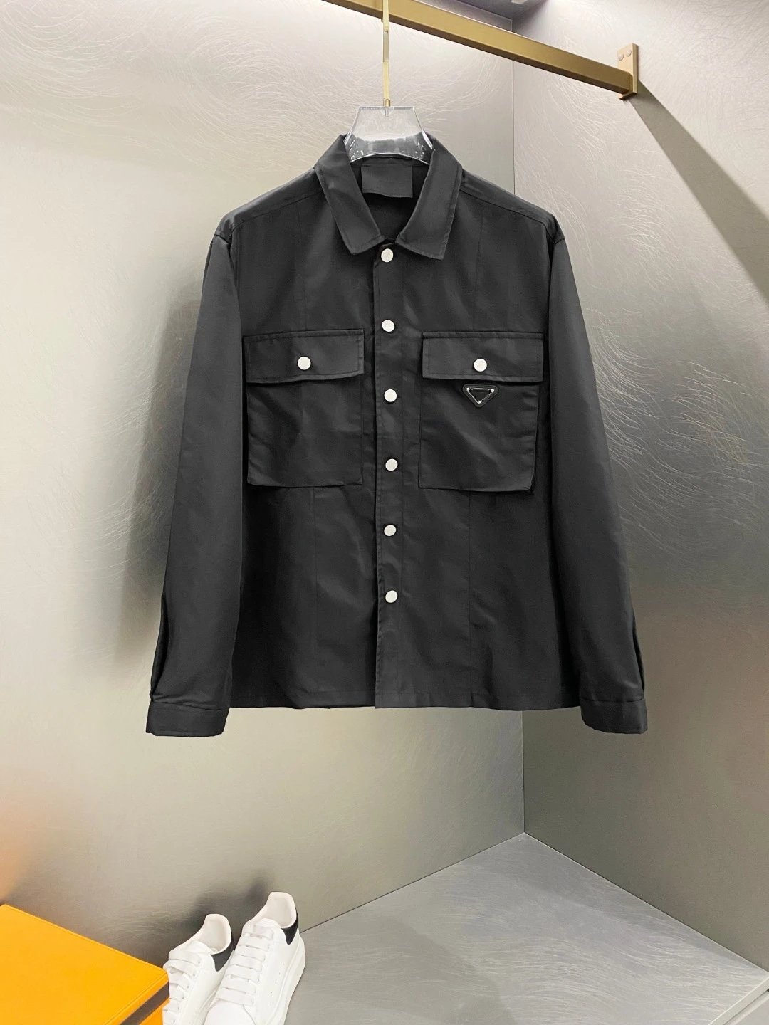 黑色 黑色
