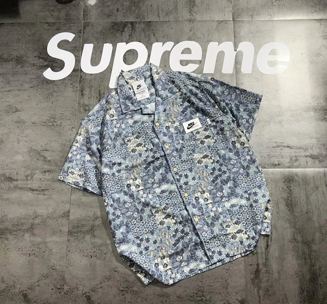 9 9