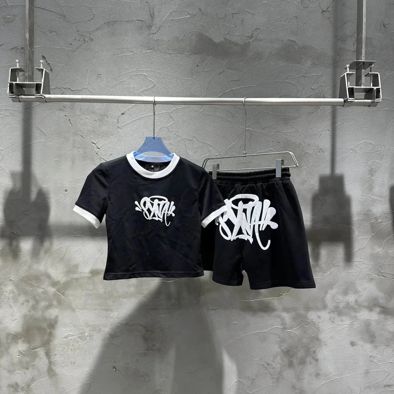 syna 04 syna 04