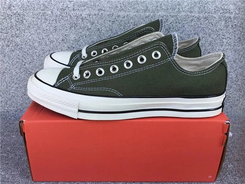 9 9