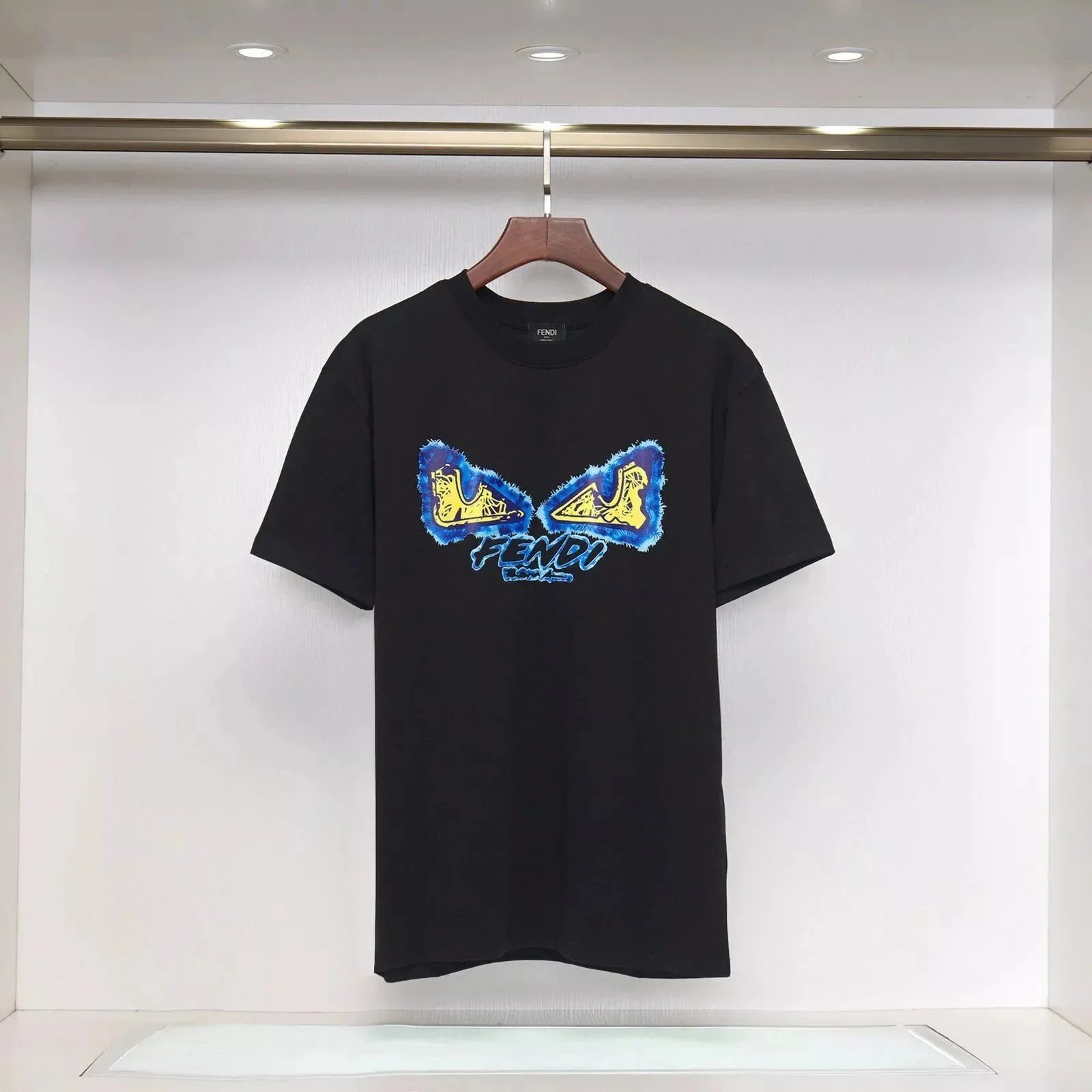 11黑色005 11黑色005