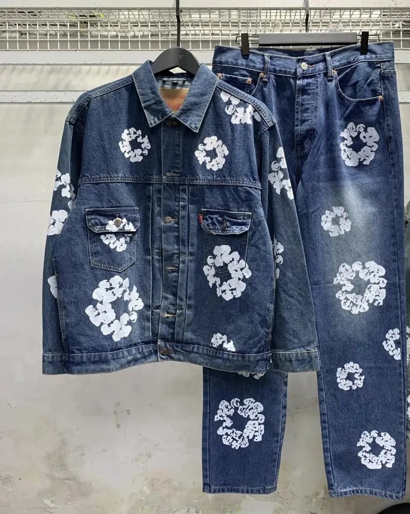 01 01