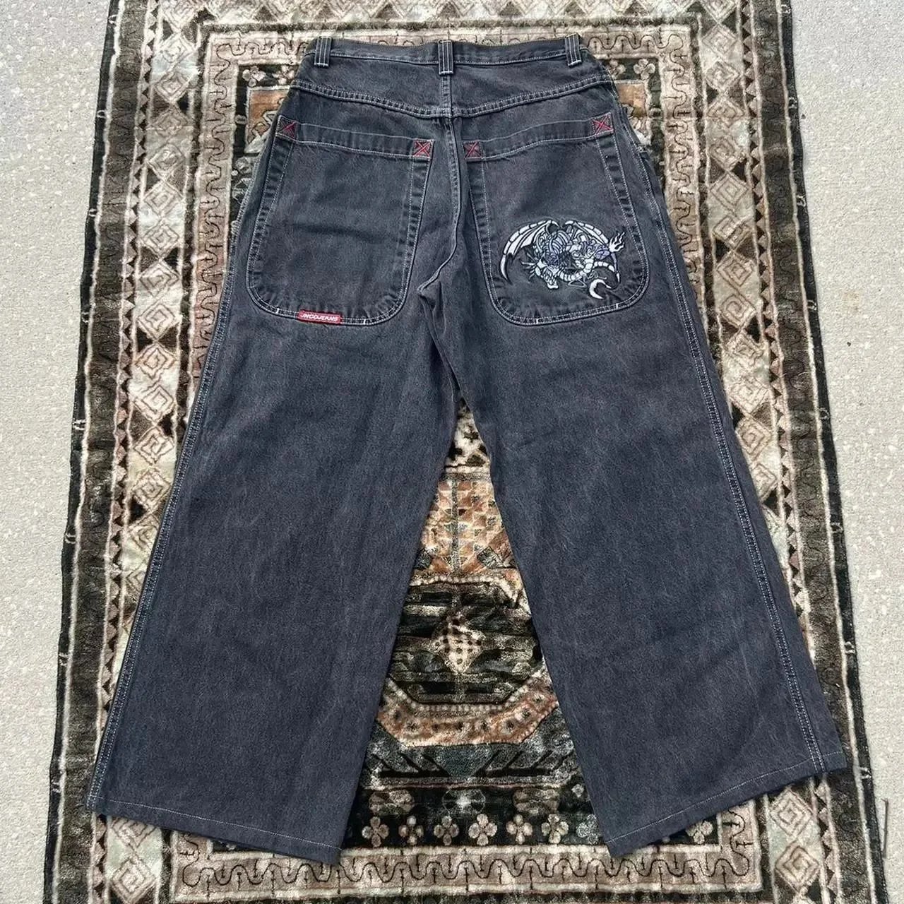 22黑色005 22黑色005