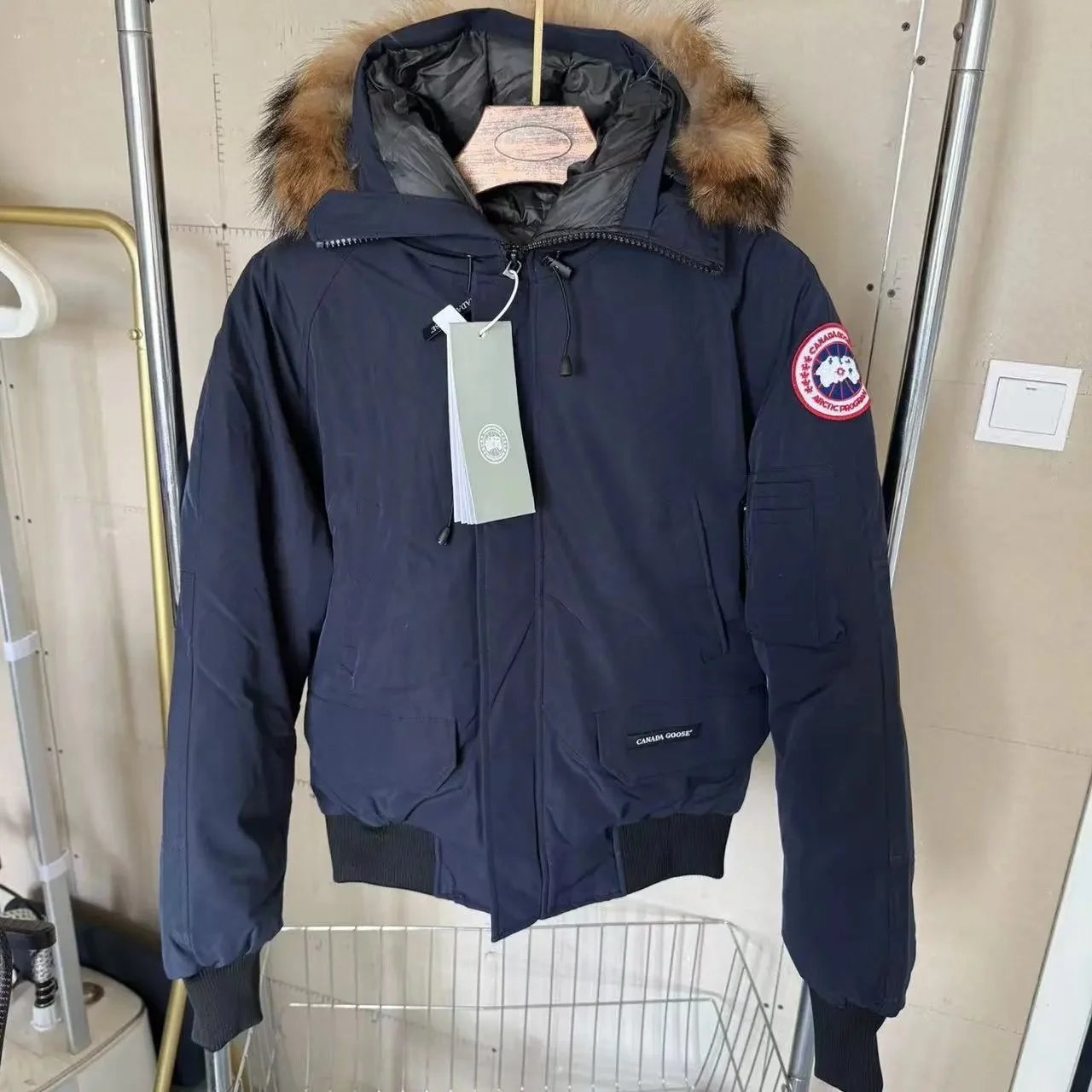 Canada goose藏青色<70%白绒（羽绒服）