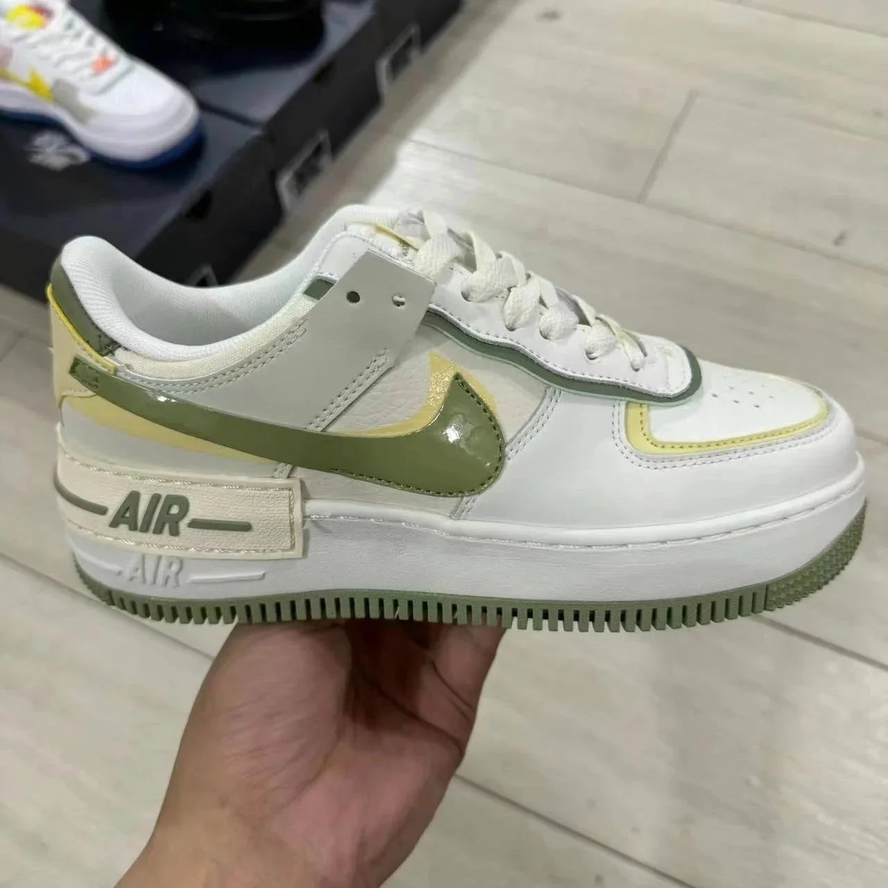 白绿