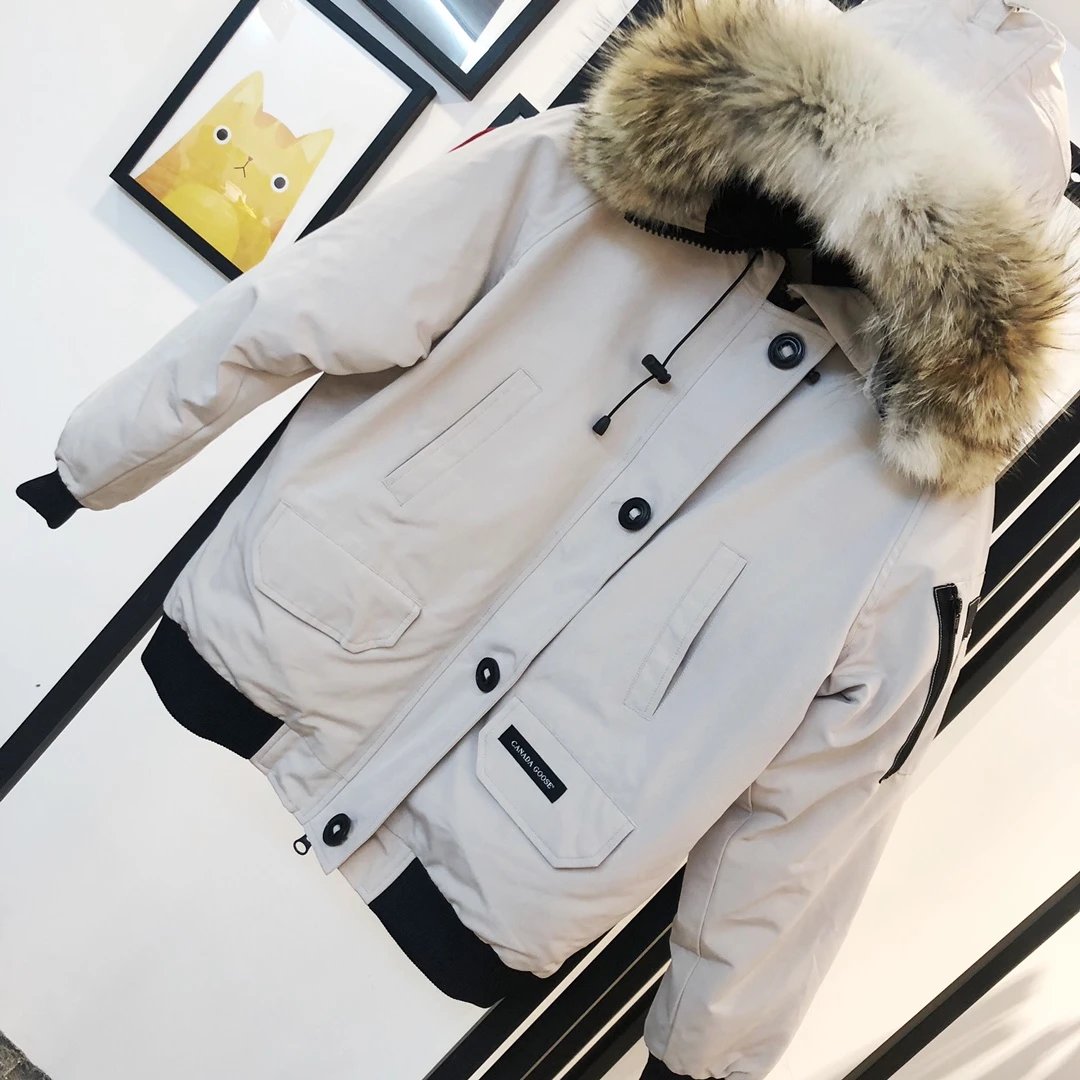 白色
