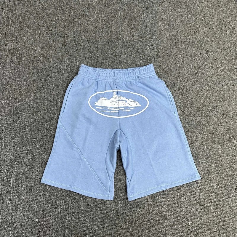 浅蓝色